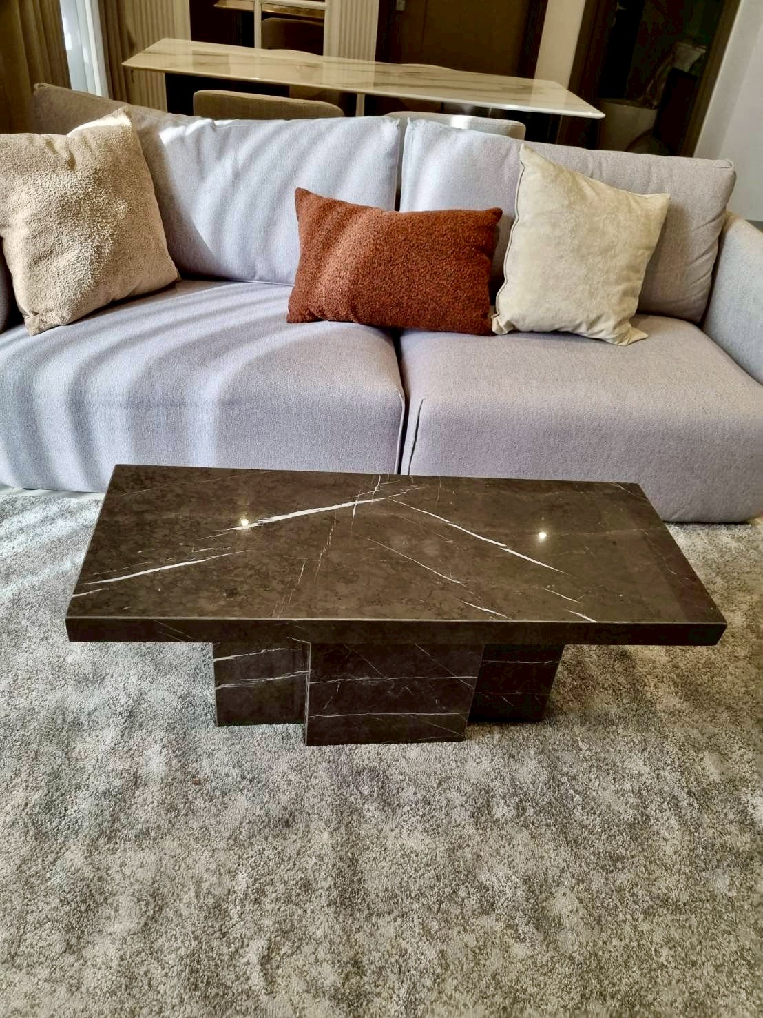 stainless-steel-table